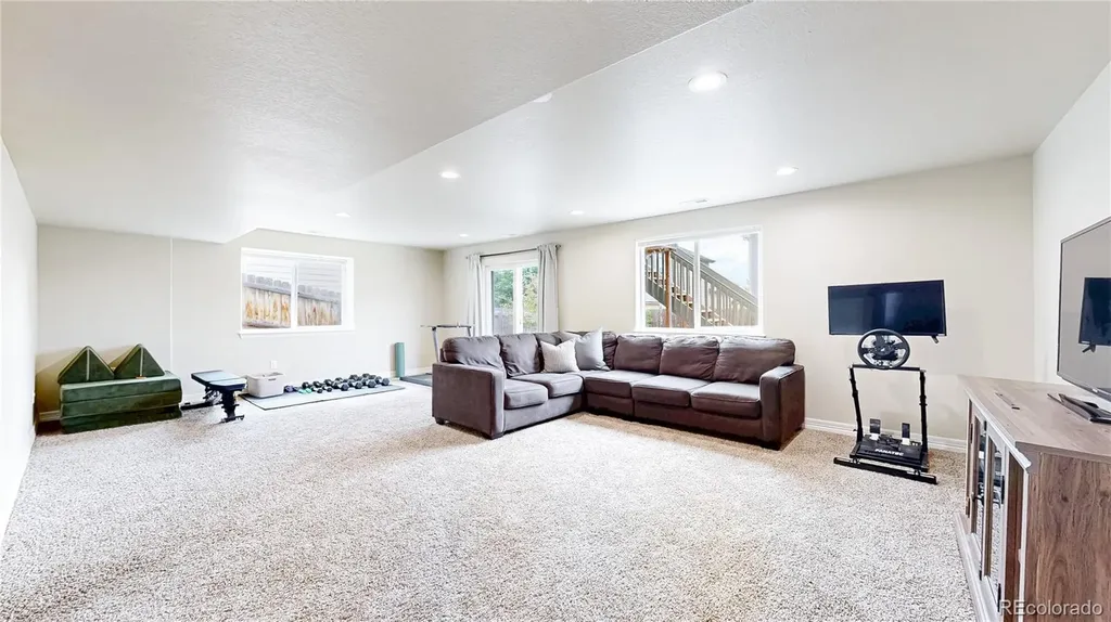 6821 Sequoia Street Frederick CO 80530