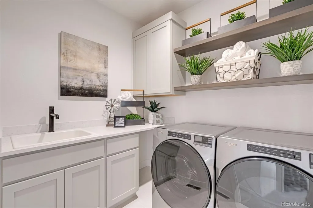 3662 N Buchanan Court Aurora CO 80019