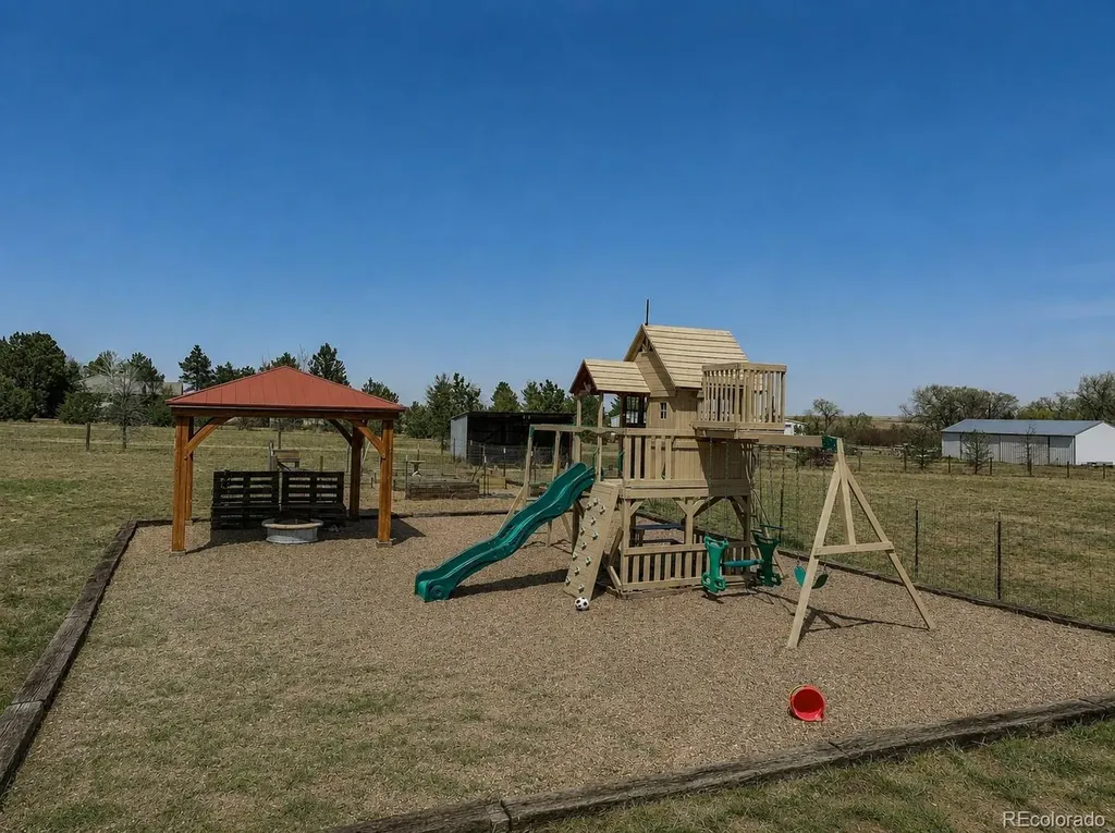 59956 E Commanche Way Strasburg CO 80136