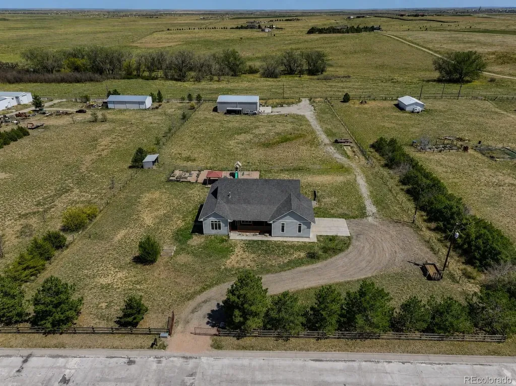 59956 E Commanche Way Strasburg CO 80136