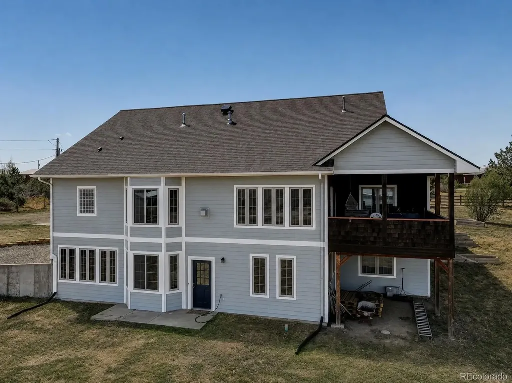 59956 E Commanche Way Strasburg CO 80136