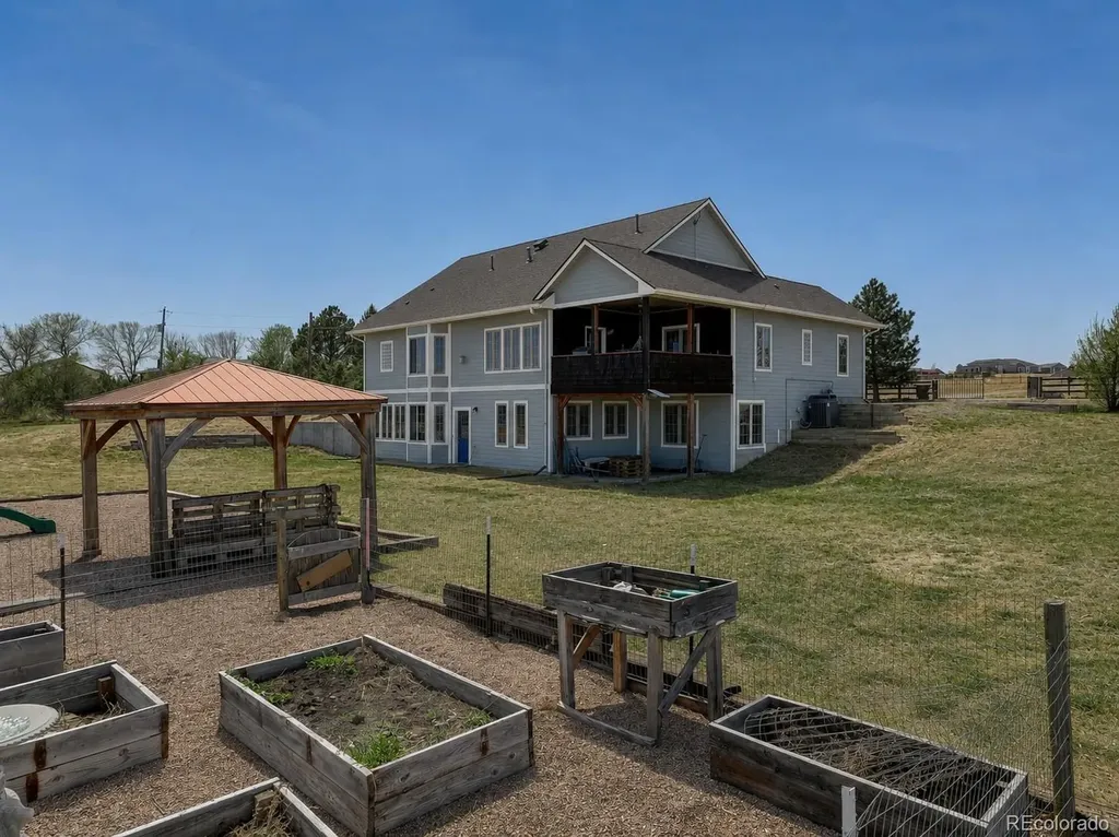 59956 E Commanche Way Strasburg CO 80136
