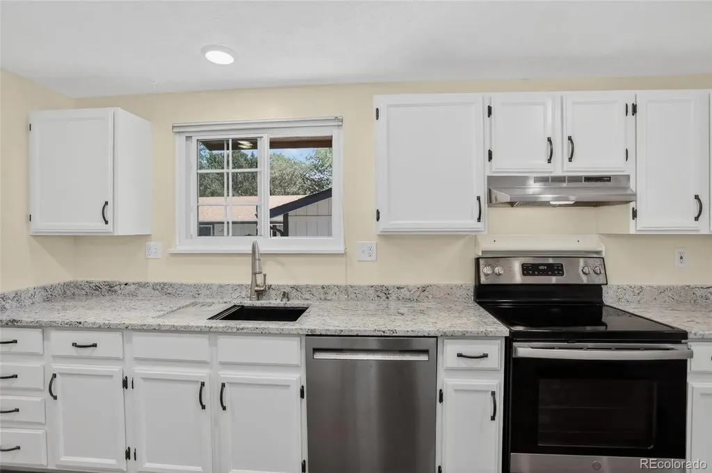 2018 Cheshire Street Fort Collins CO 80526