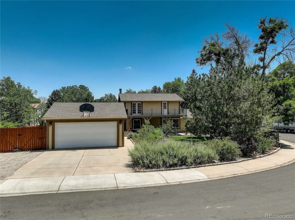 2018 Cheshire Street Fort Collins CO 80526