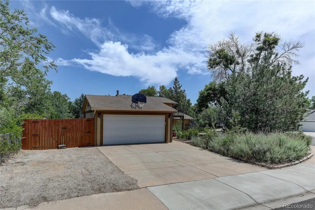 2018 Cheshire Street Fort Collins CO 80526