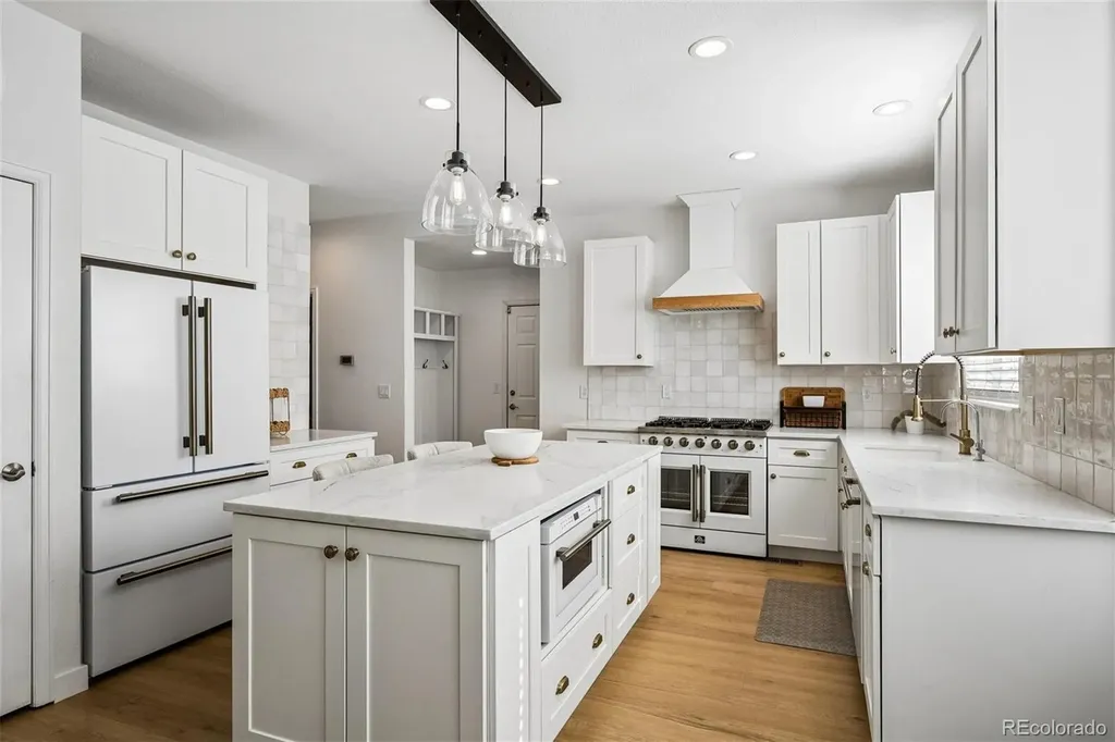 9268 Desert Willow Road Littleton CO 80129