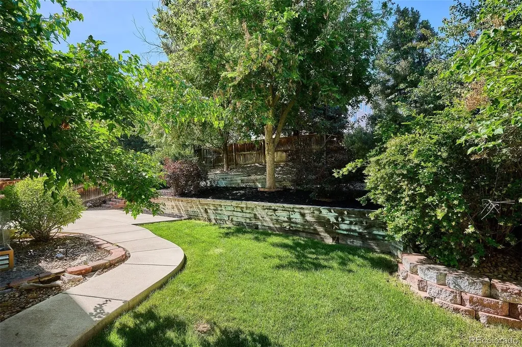 9268 Desert Willow Road Littleton CO 80129