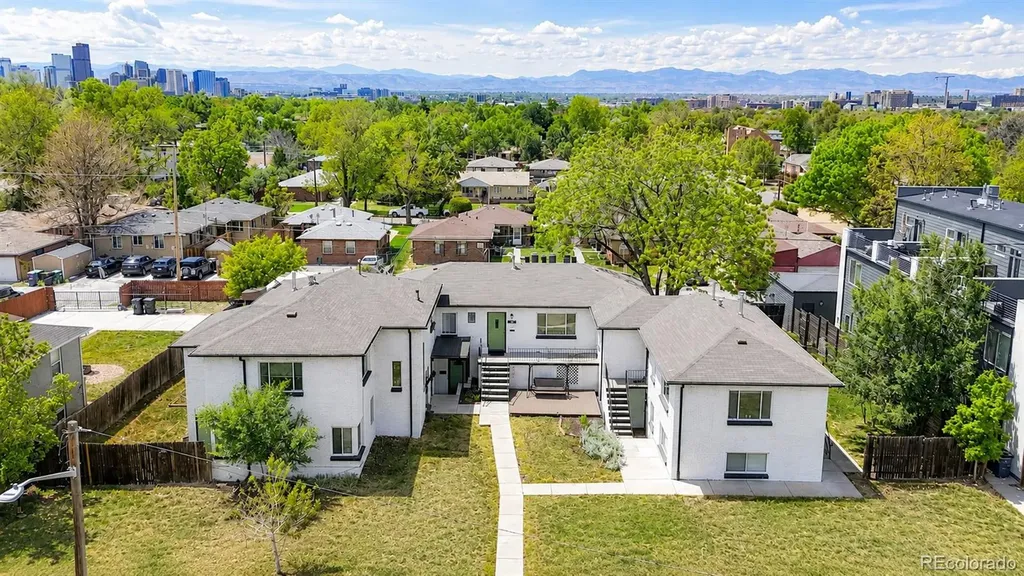 3233 N Steele Street Denver CO 80205