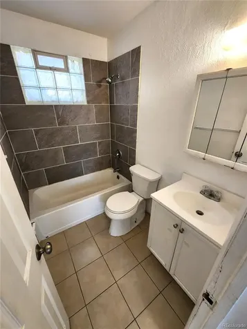 3233 N Steele Street Denver CO 80205