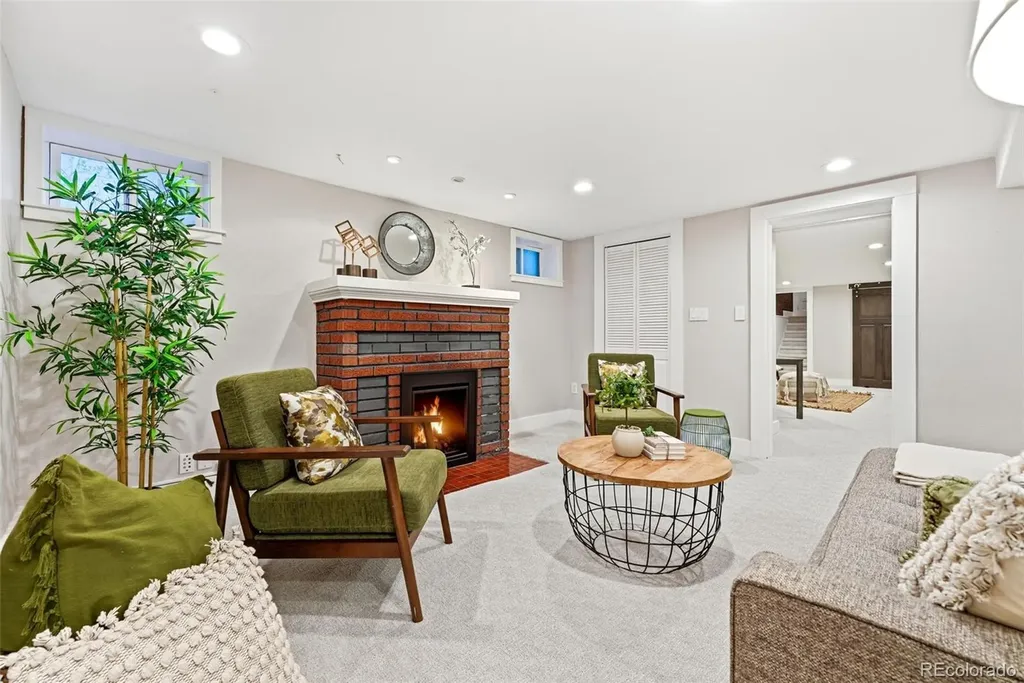 309 S High Street Denver CO 80209