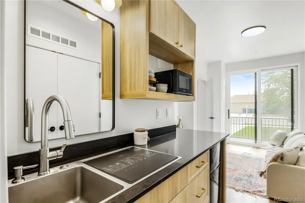 4827 W 10th Avenue Denver CO 80204