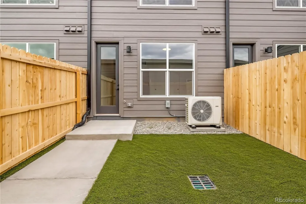 4827 W 10th Avenue Denver CO 80204