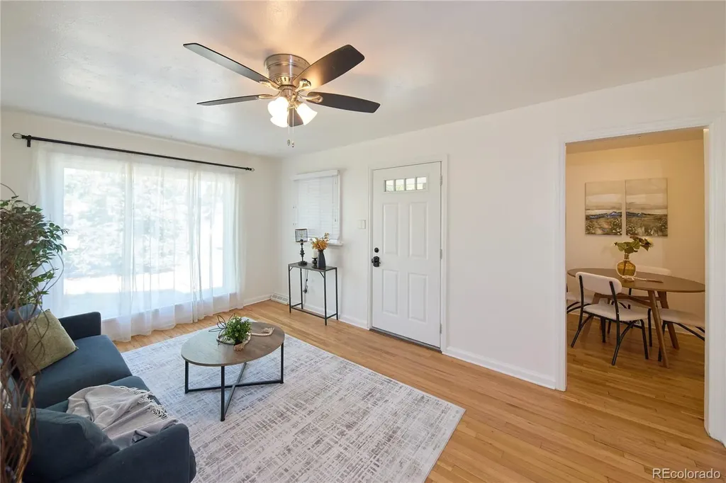 5185 Beach Court Denver CO 80221