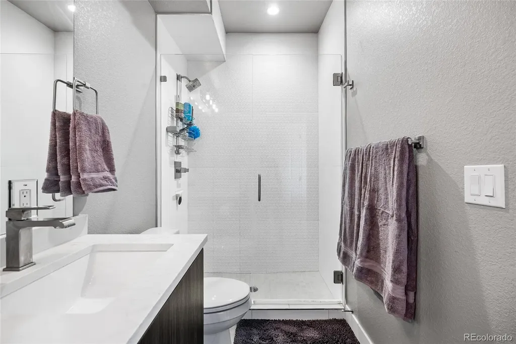 2737 W 24th Avenue Denver CO 80211