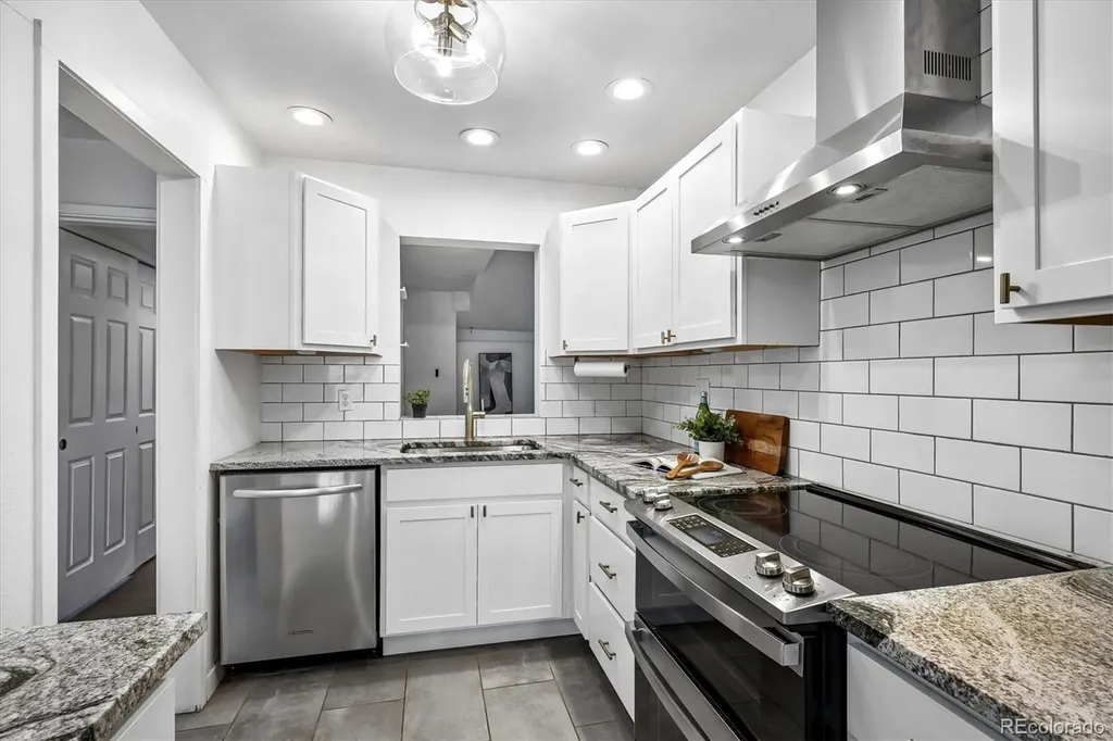 4995 Julian Street Denver CO 80221