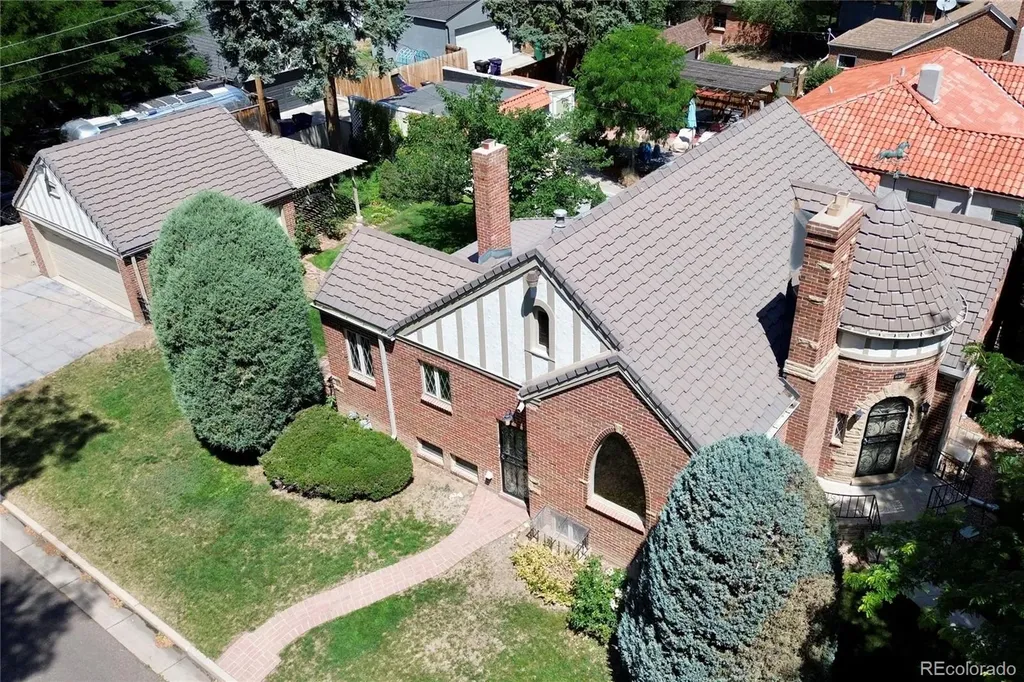 1651 Niagara Street Denver CO 80220