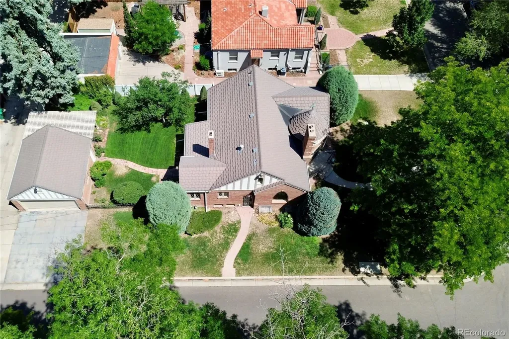 1651 Niagara Street Denver CO 80220