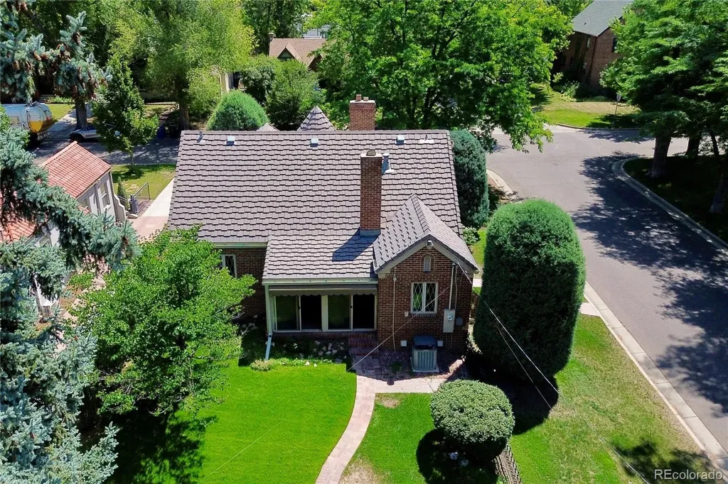 1651 Niagara Street Denver CO 80220