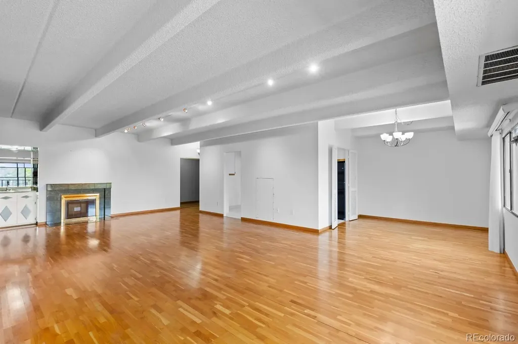 7877 E Mississippi Avenue Denver CO 80247