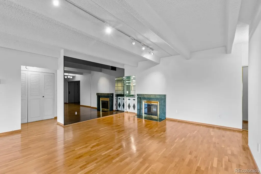 7877 E Mississippi Avenue Denver CO 80247