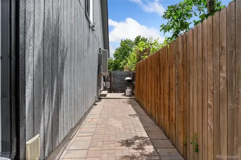 18983 E 16th Place Aurora CO 80011