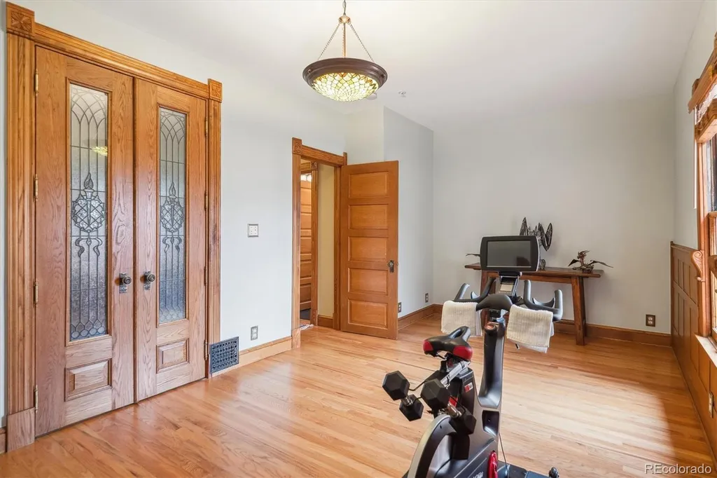 1022 N Pearl Street Denver CO 80203