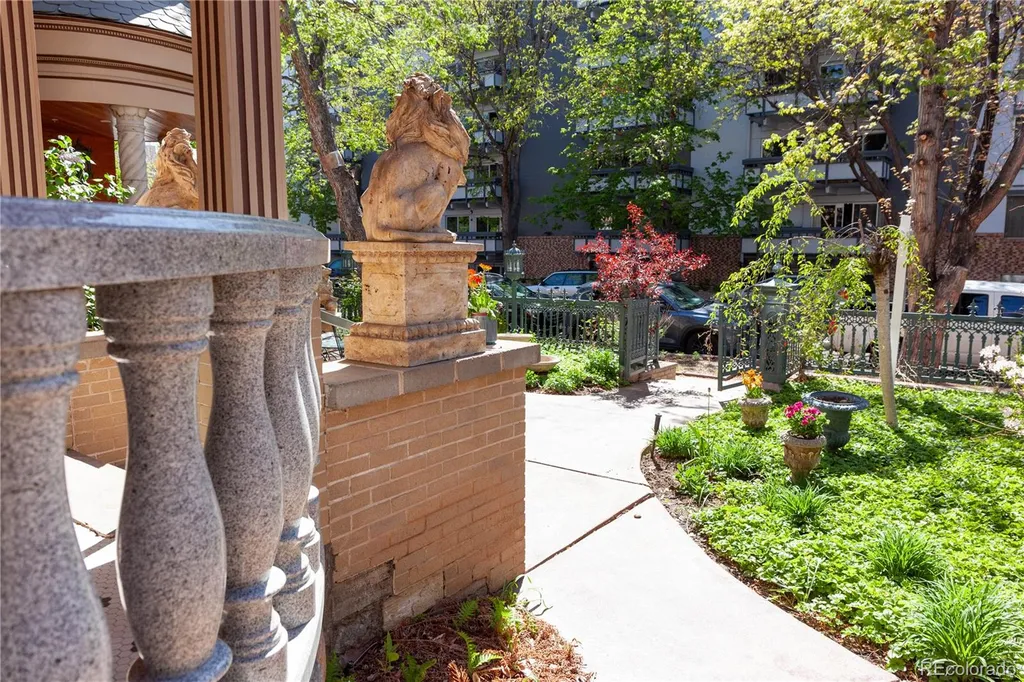 1022 N Pearl Street Denver CO 80203