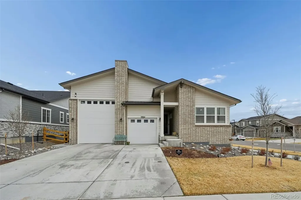 3964 N Haleyville Aurora CO 80019
