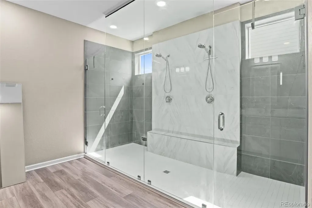 5909 Los Olivas Point Parker CO 80134