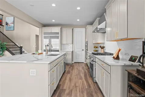 5909 Los Olivas Point Parker CO 80134