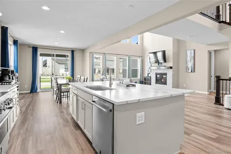 5909 Los Olivas Point Parker CO 80134
