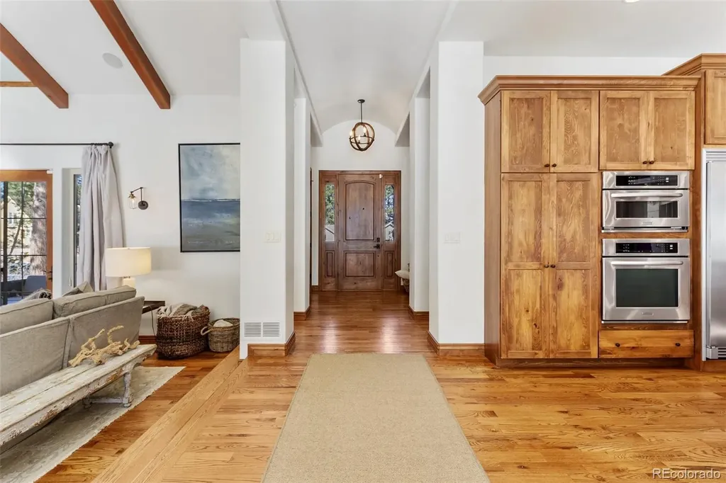 590 Cumberland Road Larkspur CO 80118