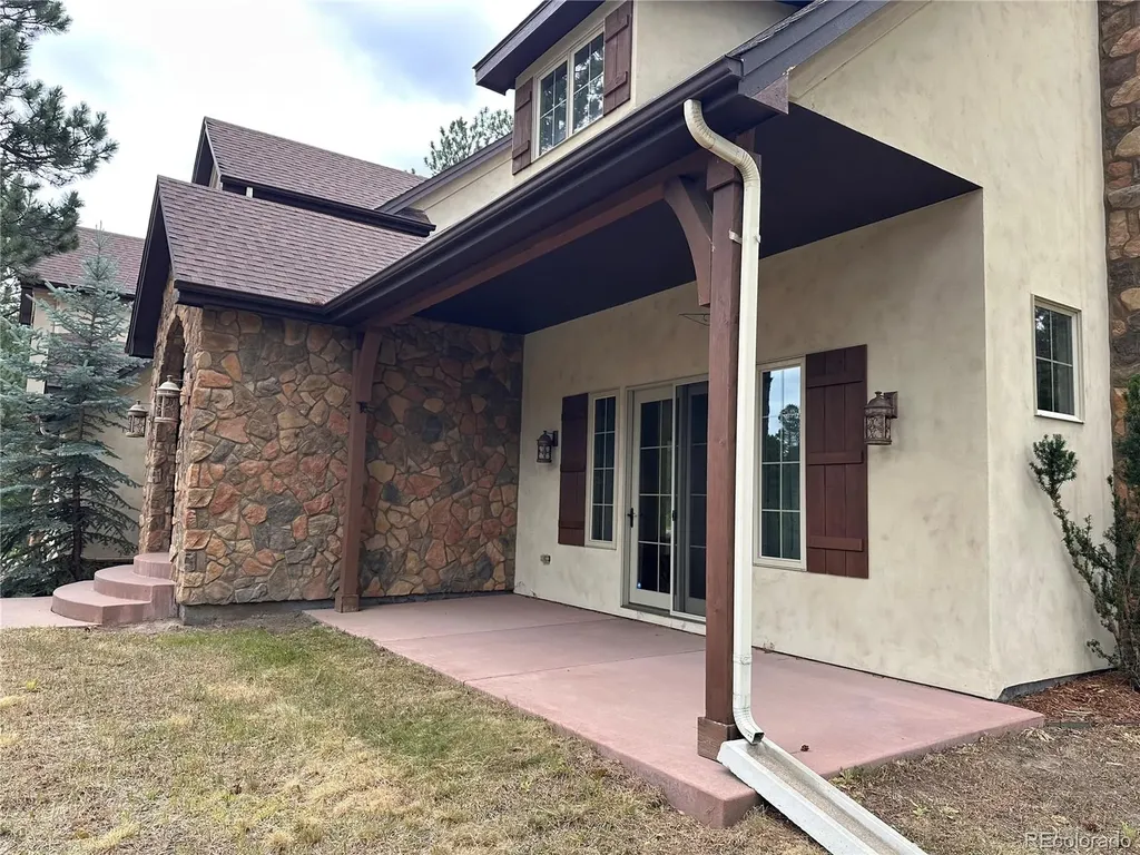 590 Cumberland Road Larkspur CO 80118