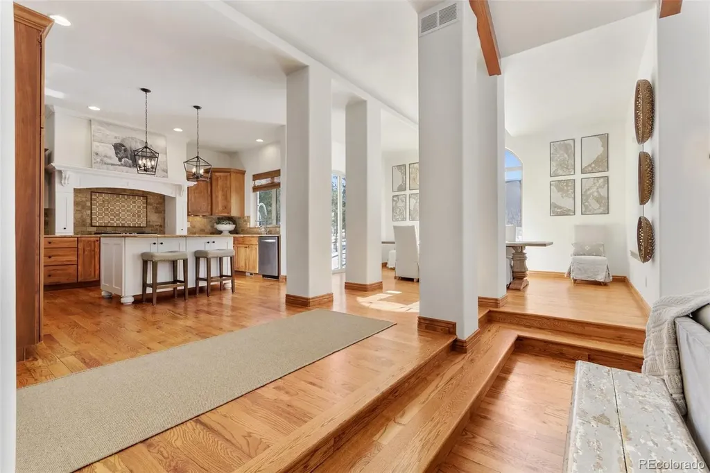 590 Cumberland Road Larkspur CO 80118
