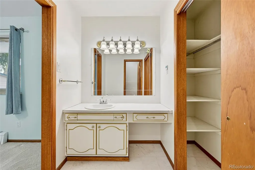 14860 W 53rd Avenue Golden CO 80403