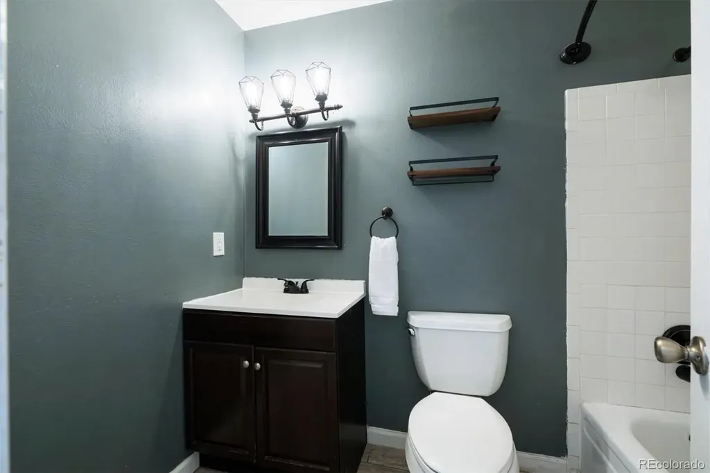 4301 S Evanston Court Aurora CO 80015