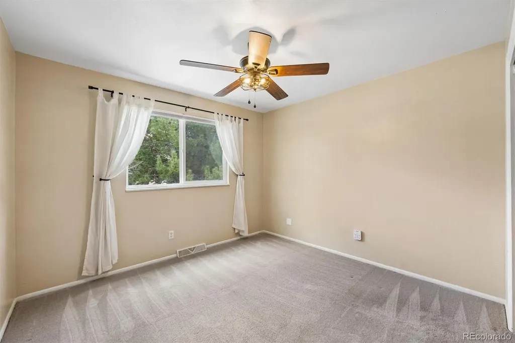 4301 S Evanston Court Aurora CO 80015