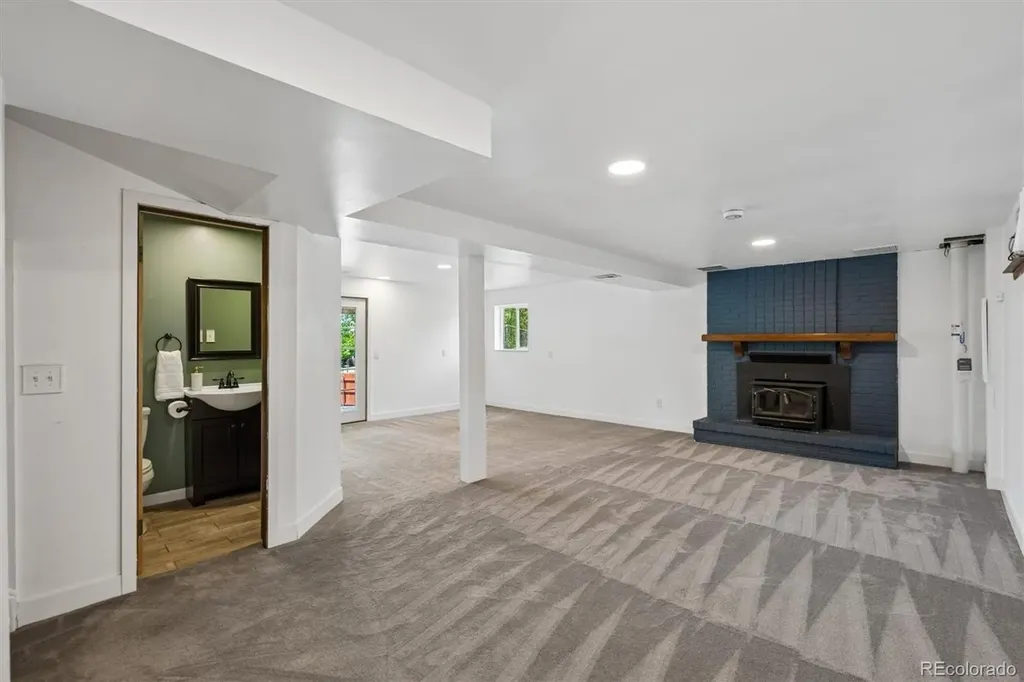4301 S Evanston Court Aurora CO 80015