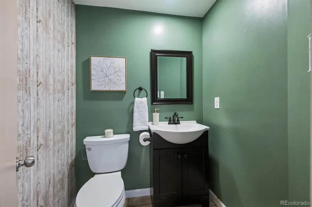 4301 S Evanston Court Aurora CO 80015