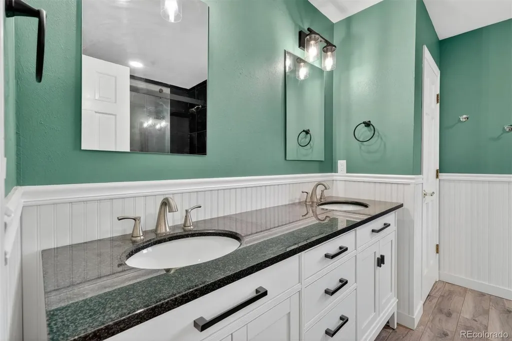 8274 S Saint Paul Way Centennial CO 80122