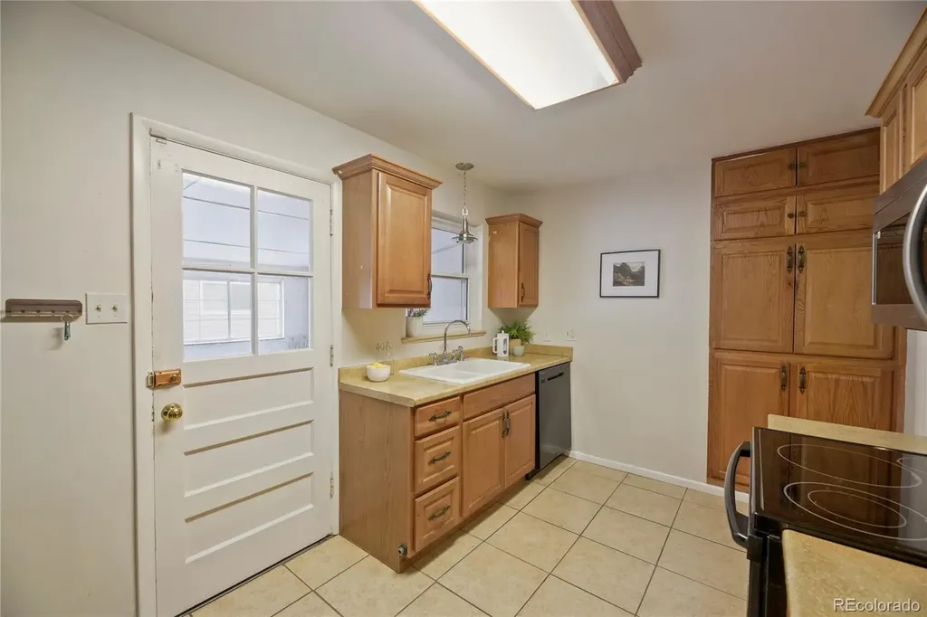 1601 S Utica Street Denver CO 80219