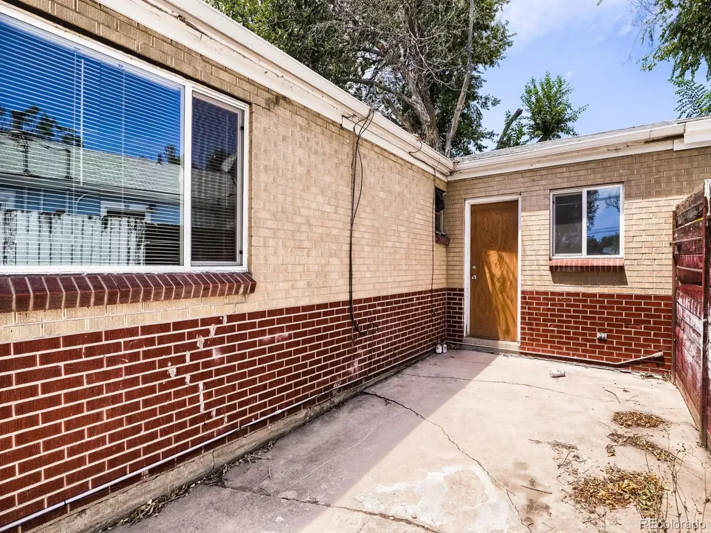 9629 E 19th Avenue Aurora CO 80010