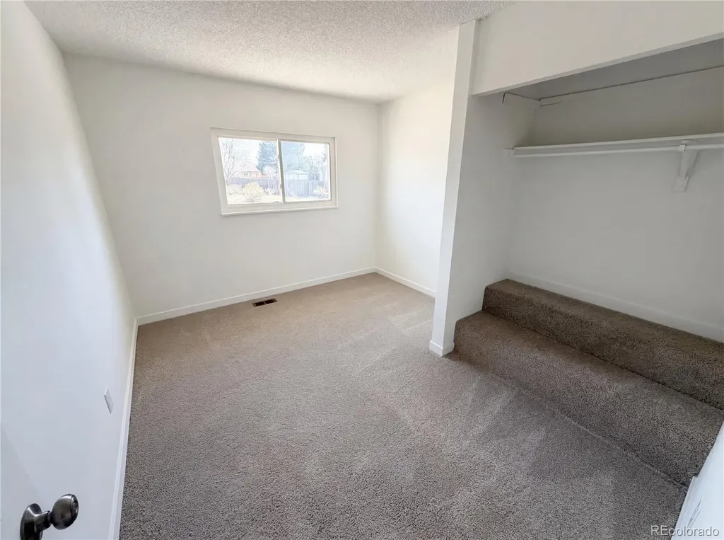 1146 S Cathay Street Aurora CO 80017