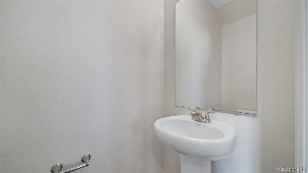 22401 E 46th Avenue Aurora CO 80019