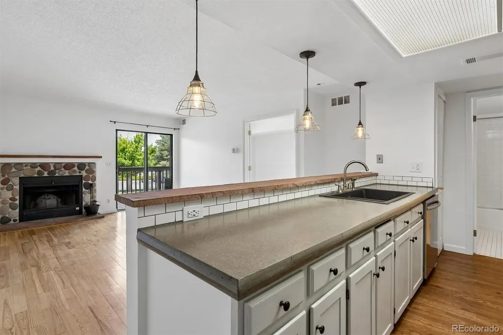 9662 Brentwood Way Broomfield CO 80021