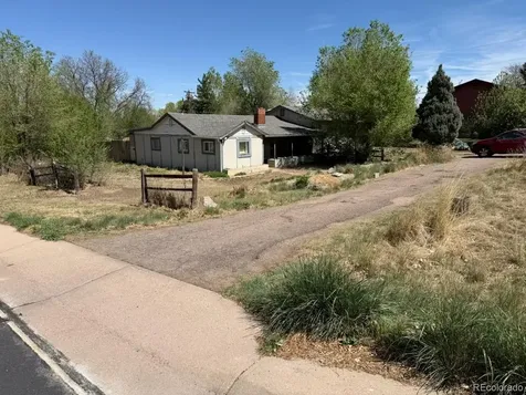 492 S Owens Street Lakewood CO 80226