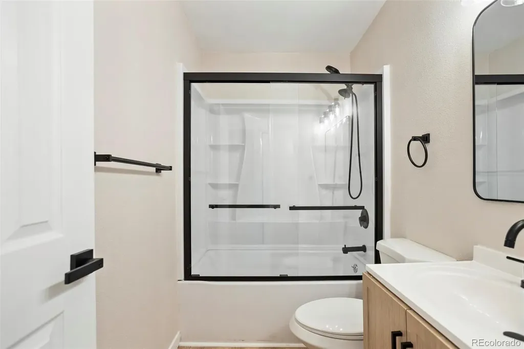 3354 S Flower Street Lakewood CO 80227