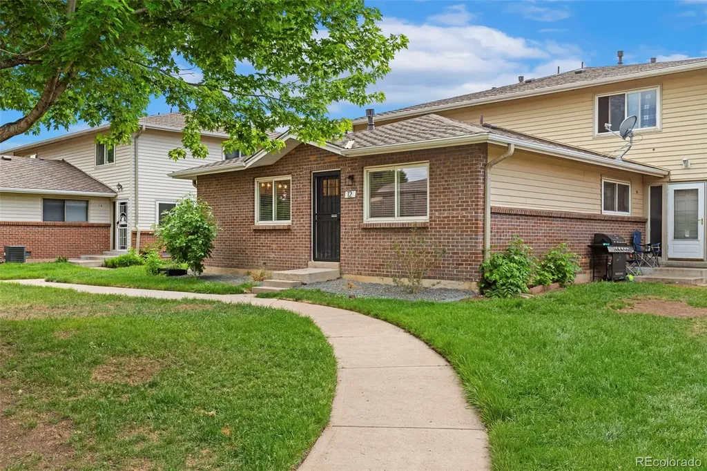 3354 S Flower Street Lakewood CO 80227