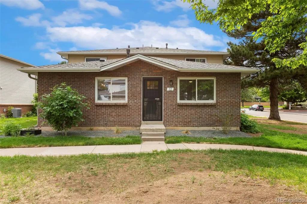 3354 S Flower Street Lakewood CO 80227