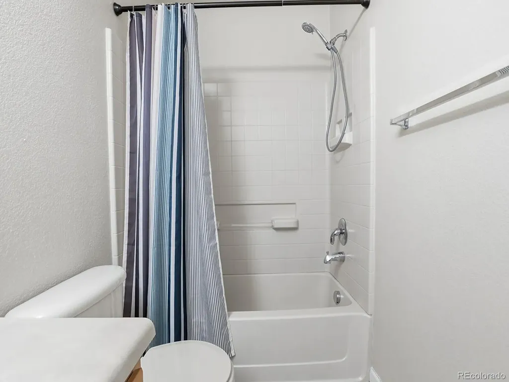 7243 S Millbrook Court Aurora CO 80016